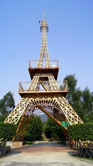 D565057e8d7d1d6d0ed7a1fe18d296d3